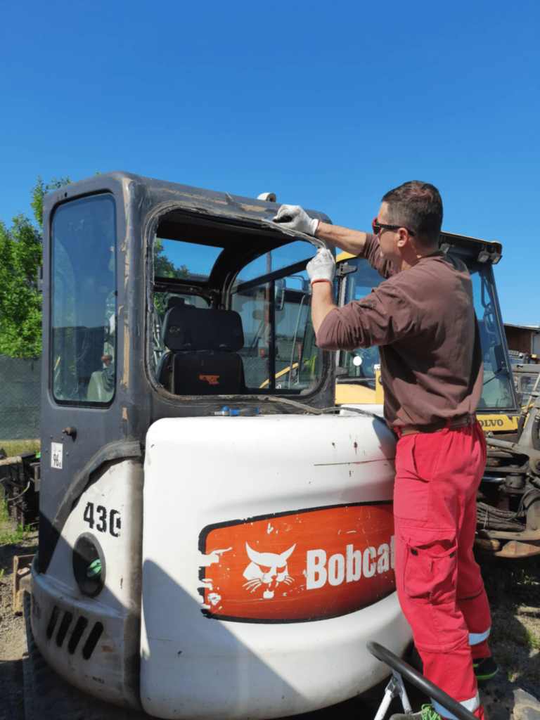 autoskla_bobcat